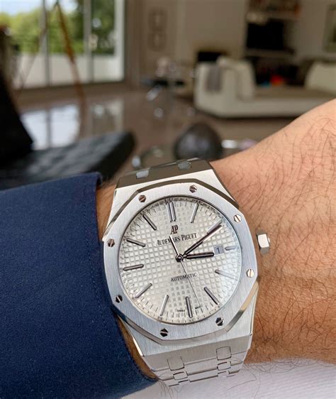 audemars piguet 15400 dial white|Audemars Piguet Royal Oak 15400ST.OO.1220ST.02 .